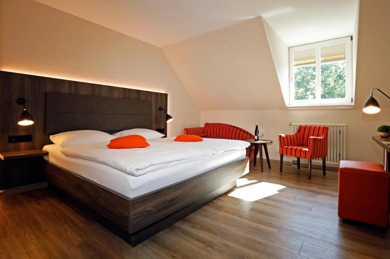 Landhotel Altes Wasserwerk Gbr Freinsheim Exterior photo